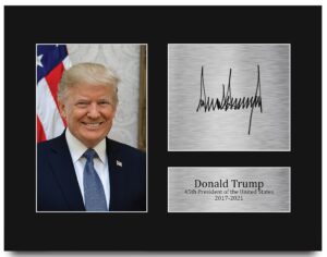 Donald Trump Signature